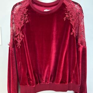 NWT Heartloom Red Velvet Lace Sweatshirt